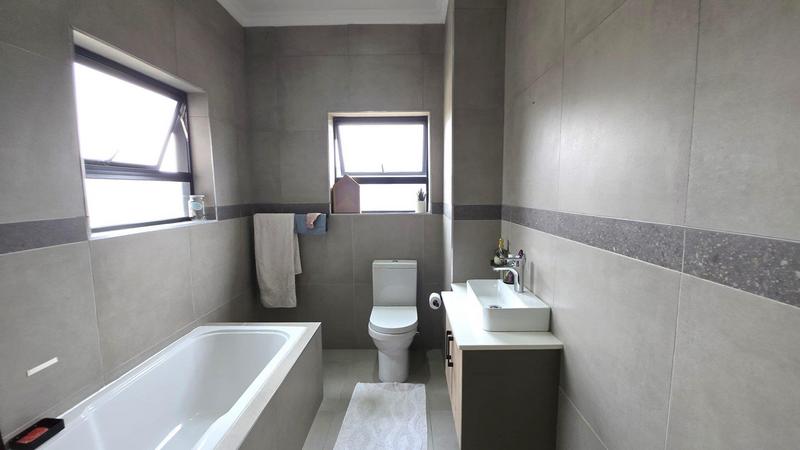 4 Bedroom Property for Sale in La Camargue Private Country Estate North West